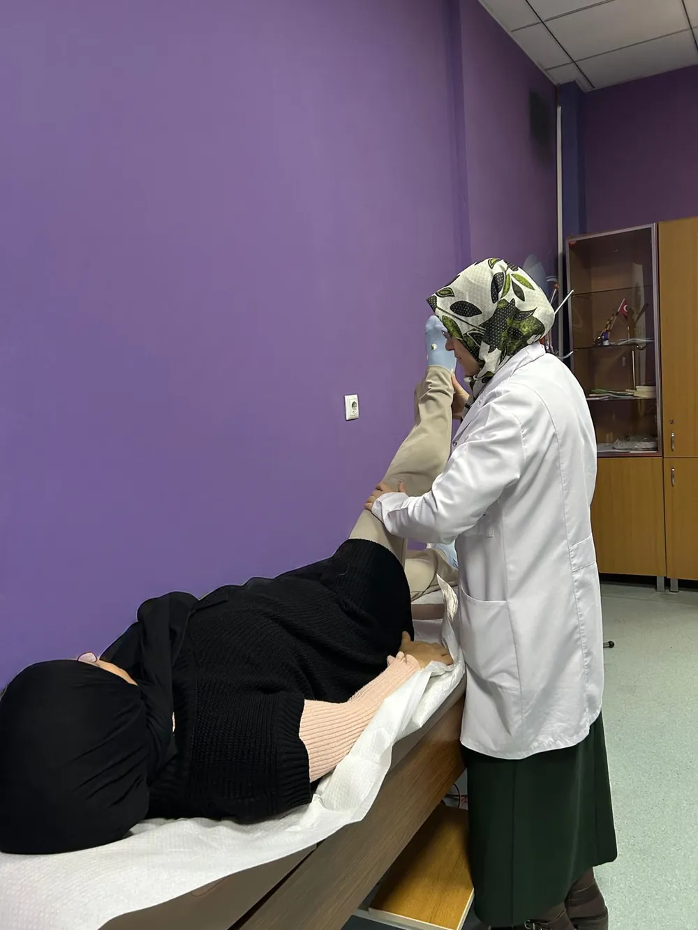 Skolyoz tedavisi — Uzm. Dr. Emine Yüksel Kars